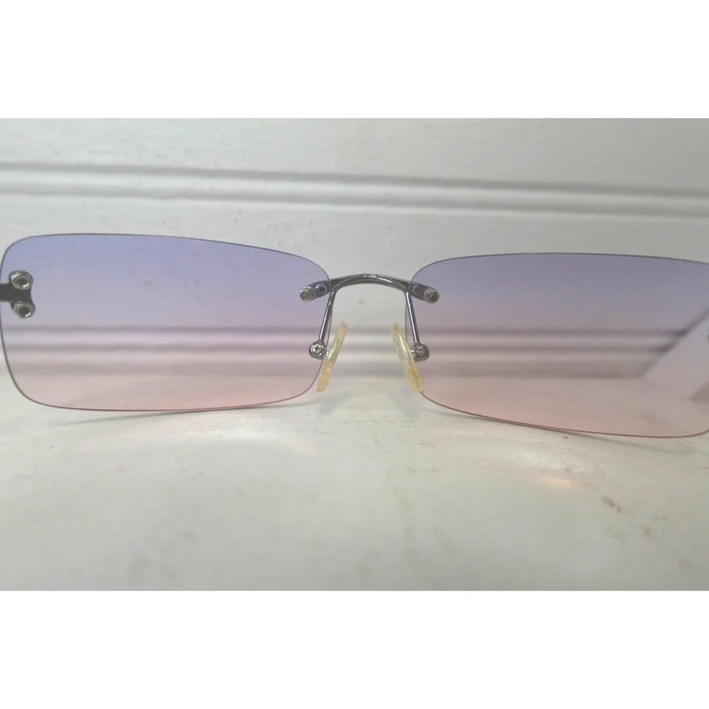 Y2K Ombre Sungless Pink & Purple Rectangle Frameless Lenses Vtg Accessory